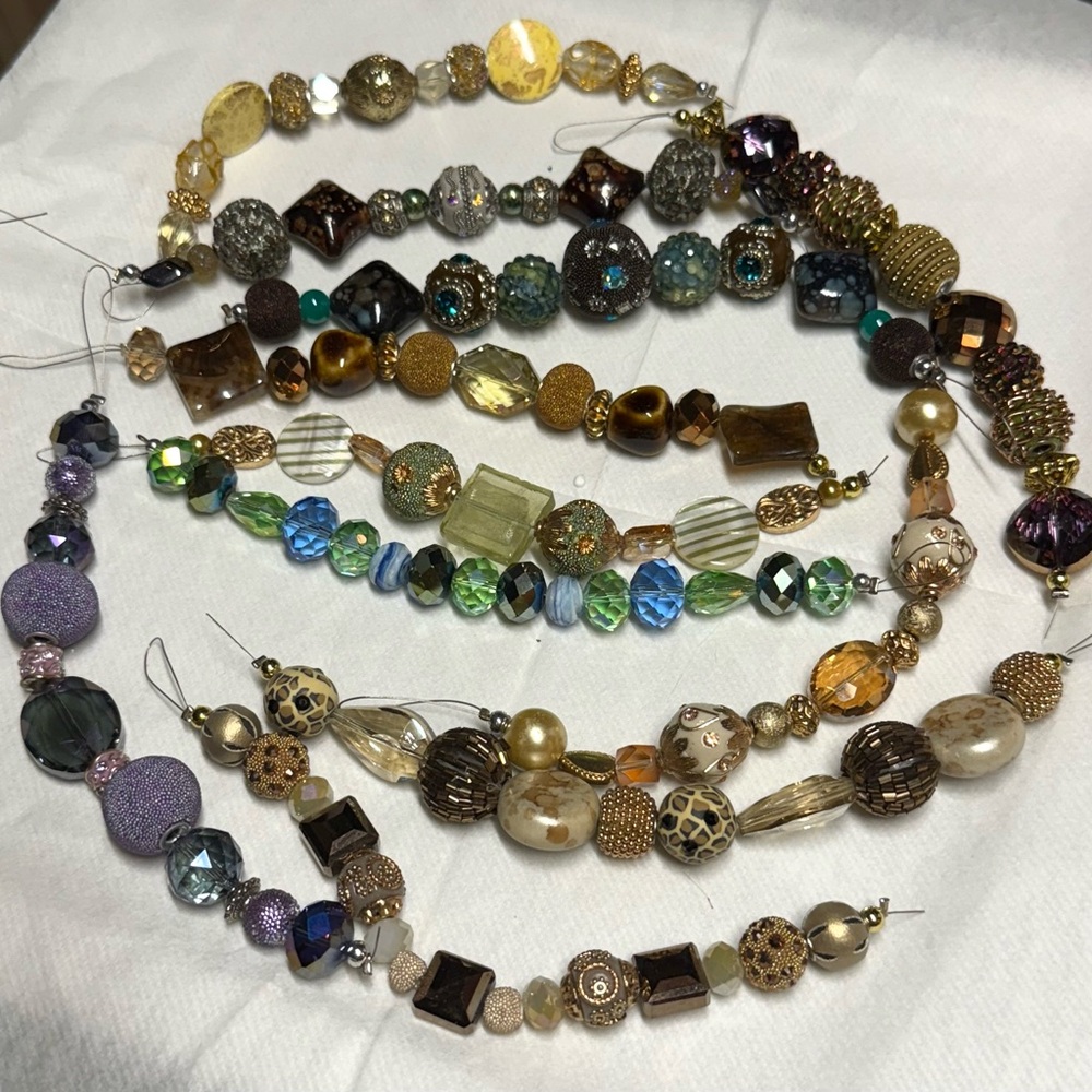 Beads Bundle NWOT Lot of 11 Strands of Assorted Jumbo Glass Metal Ceramic Beads - Picture 3 of 8